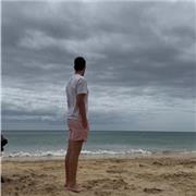 Profesor de matemáticas y ayudo a todos máximo hasta 4 de la eso.